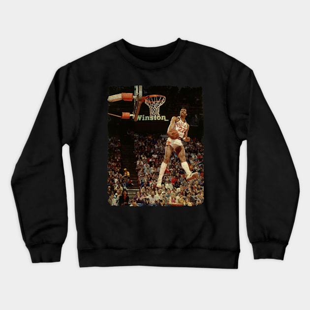 Larry Nance - Memorable Dunks in Contest History, 1984 Crewneck Sweatshirt by Wendyshopart